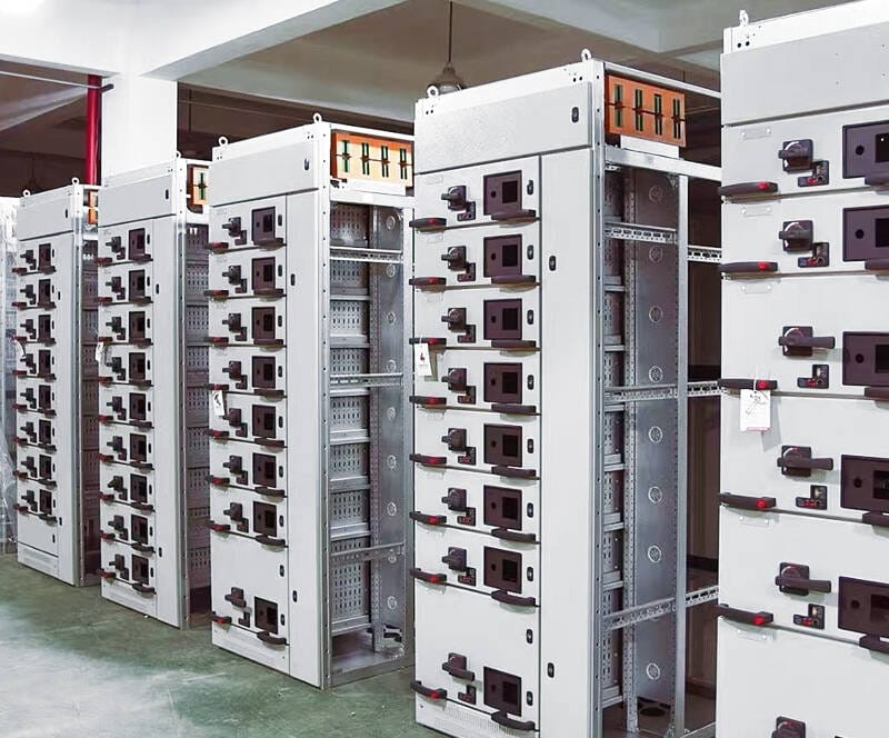 Inside view of our advanced manufacturing facility for producing high-quality electrical switchgear and LV switchgear assemblies.