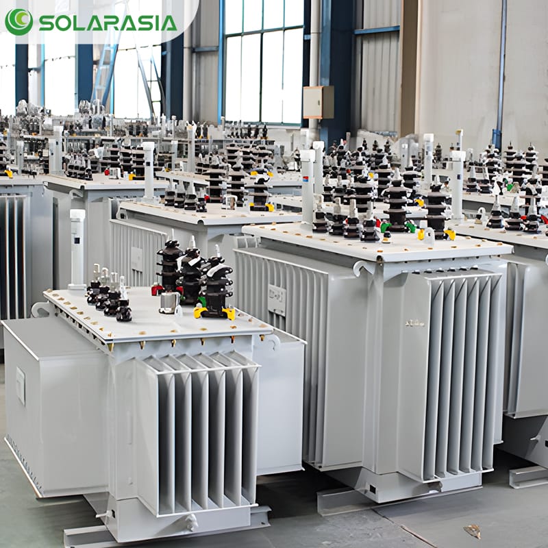 Diagram comparing traditional transformers with 2026 innovations, including low-loss cores, dry type and oil immersed types, and smart monitoring features.