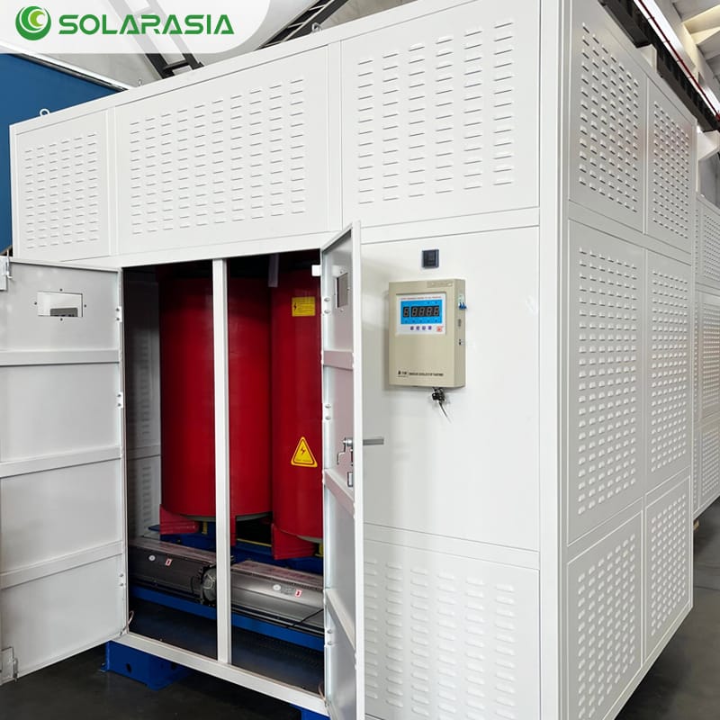 Table comparing cooling, cost, and application of 33kV transformers