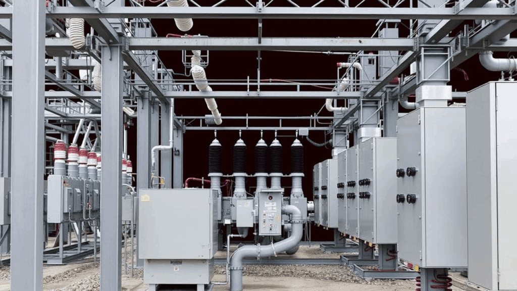 Detailed comparison infographic AIS vs GIS for HV switchgear selection in industrial projects